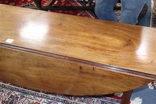 A George III mahogany dropleaf wake table L.170cm